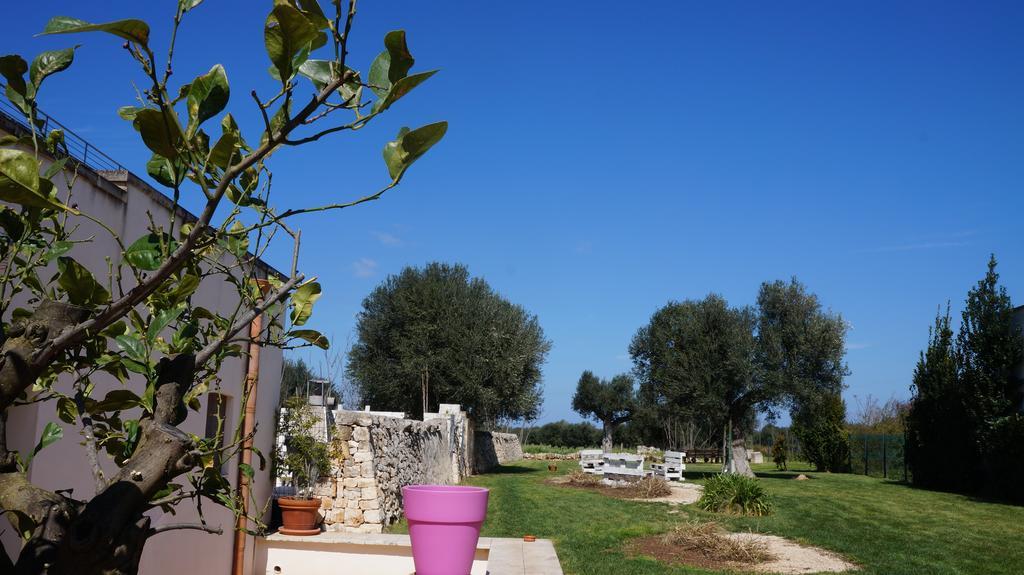 Gasthaus Antica Masseria Carparelli Ostuni Exterior foto