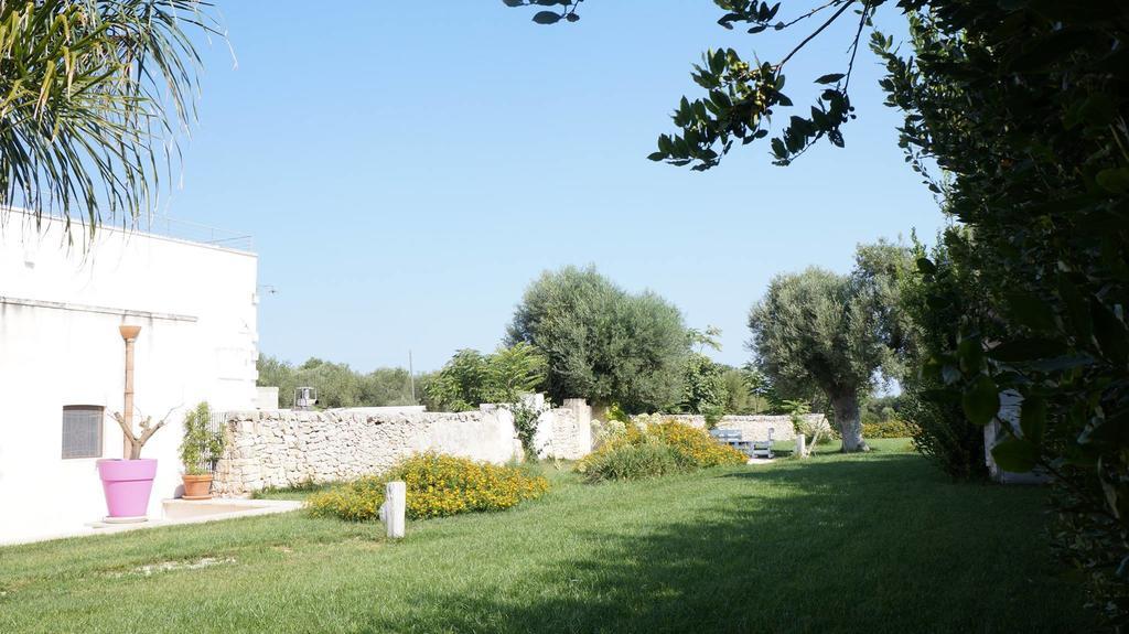 Gasthaus Antica Masseria Carparelli Ostuni Exterior foto