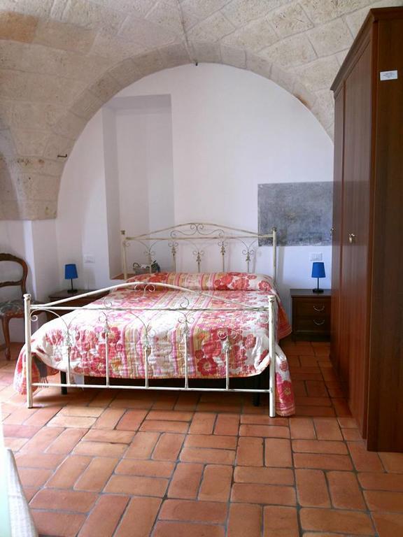 Gasthaus Antica Masseria Carparelli Ostuni Exterior foto